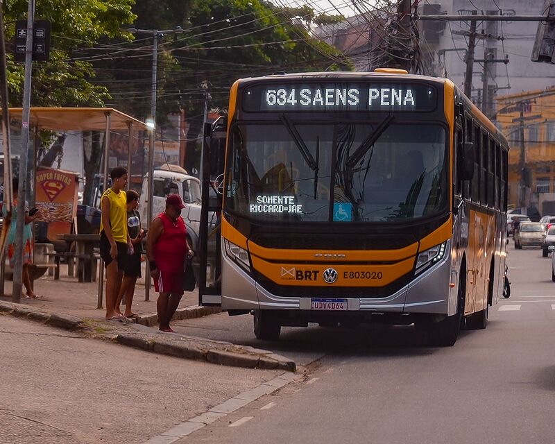 Prefeito acompanha primeiro dia de operação da Mobi-Rio na Ilha do Governador – Prefeitura da Cidade do Rio de Janeiro
