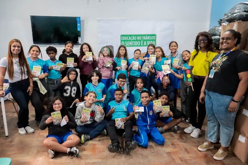 São Gonçalo dá início ao Maio Amarelo com campanha educativa em escola municipal