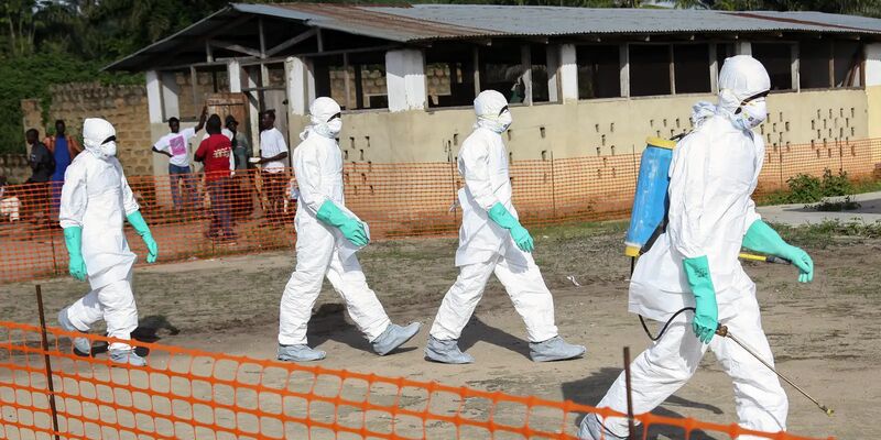 Cruz Vermelha lamenta mortes de voluntários no Congo devido ao Ebola