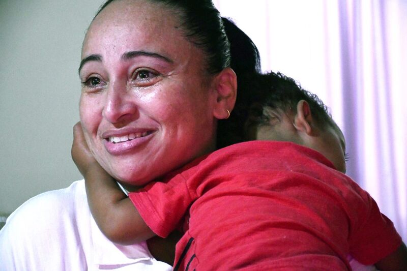 Moradora de Nova Iguaçu transforma luto em acolhimento para crianças afastadas de suas famílias