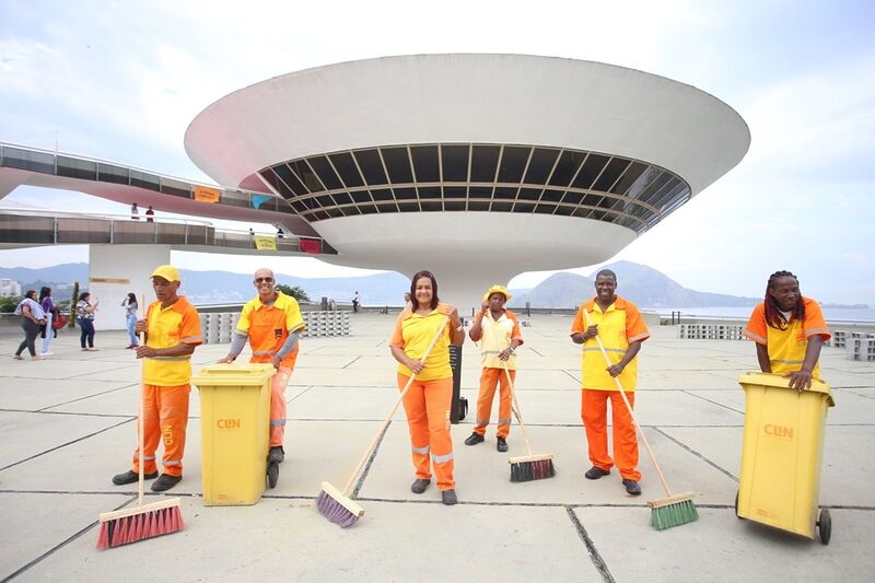 Clin completa 37 anos consolidada como referência em limpeza urbana e transformação social – Prefeitura Municipal de Niterói