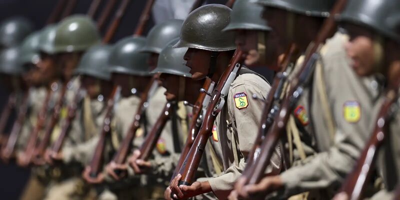 Exército mantém patrulha de fronteiras mesmo com bloqueio do orçamento
