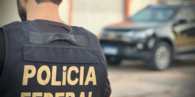 Grupo especializado no tráfico internacional de cocaína é alvo da PF