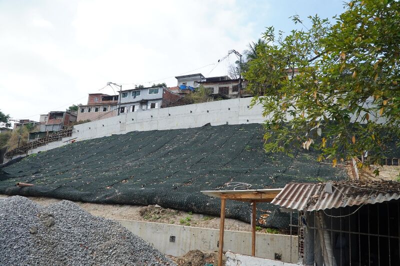 Obra de contenção de encosta no Lindo Parque entra na reta final