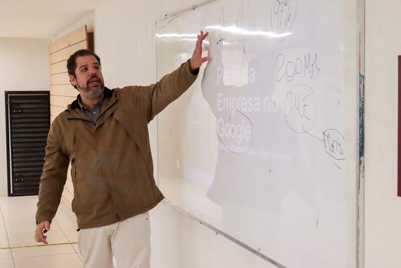 Prefeitura realiza palestra sobre vendas online para microempreendedores gonçalenses