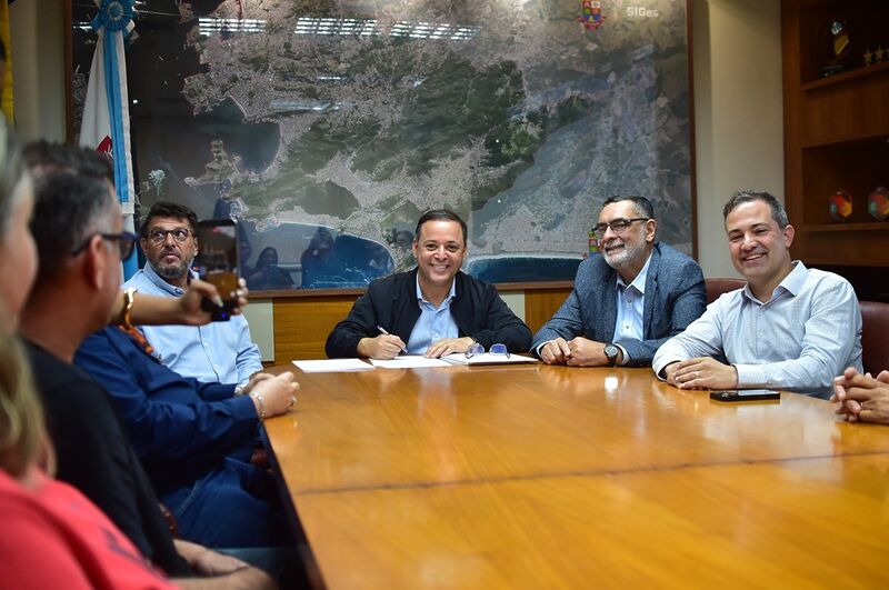 Prefeito Rodrigo Neves lança editais para obras de urbanização em Várzea das Moças – Prefeitura Municipal de Niterói