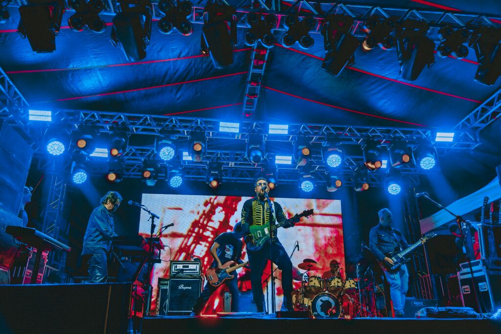 Integrante do quarteto sagrado do rock, Barão Vermelho encerra dia de aniversário de 79 anos de Nilópolis