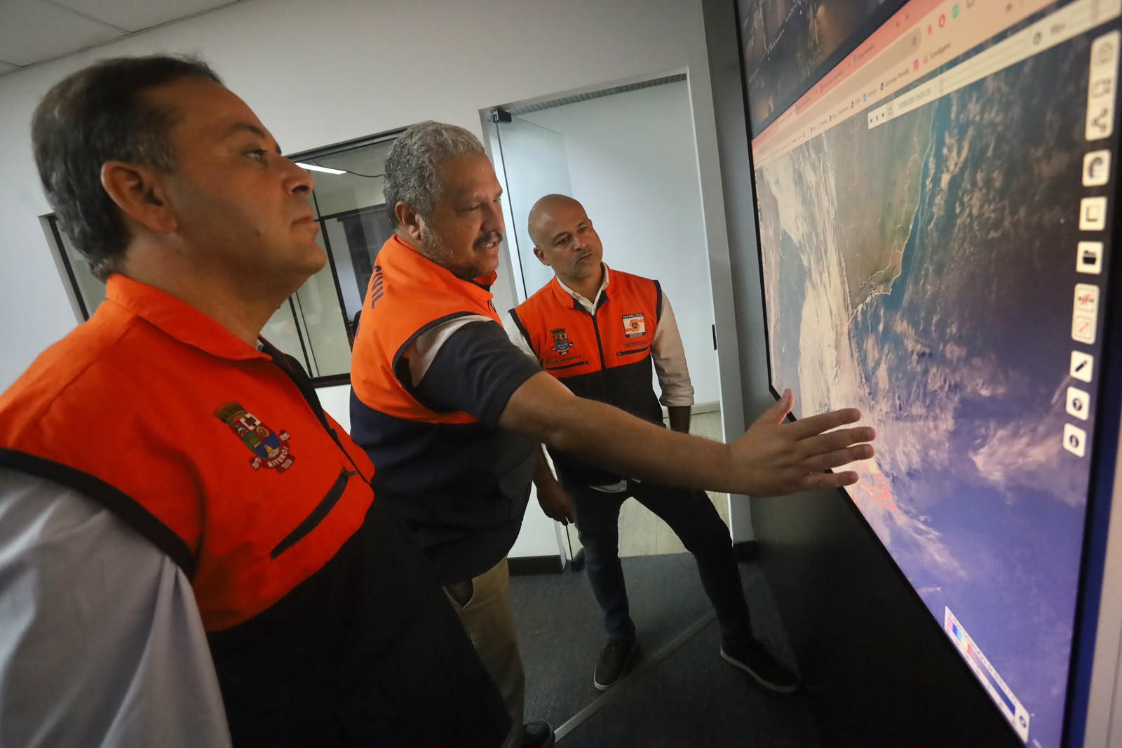 Defesa Civil de Niterói emite aviso de ventos fortes para esta sexta-feira (21) – Prefeitura Municipal de Niterói