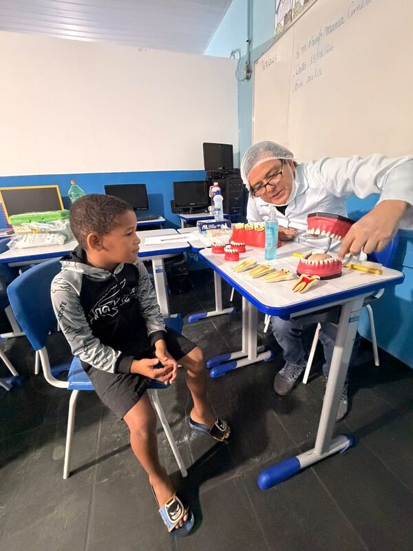 Moradores do bairro Engenho Pequeno participam do projeto Cidadania Itinerante