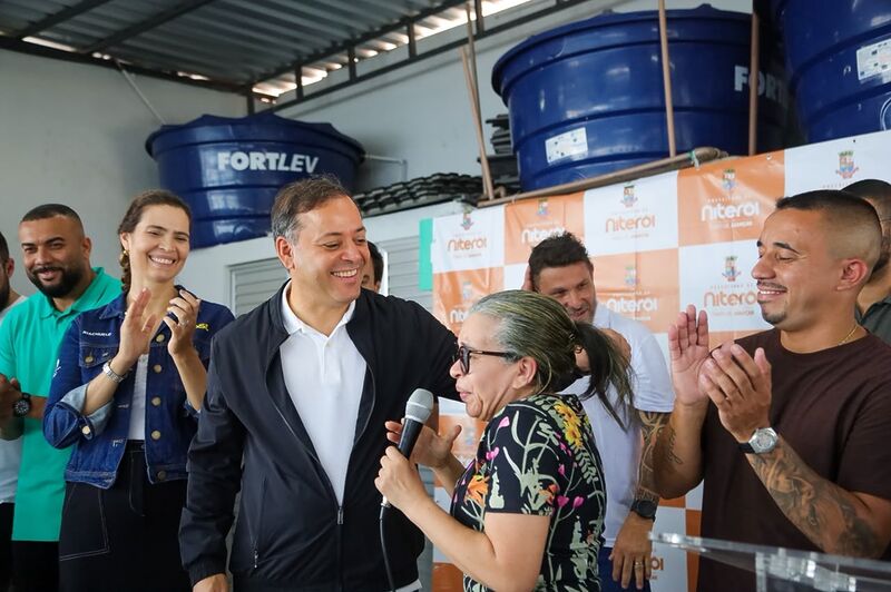 Prefeito Rodrigo Neves visita Preventório e anuncia novas obras para a comunidade – Prefeitura Municipal de Niterói