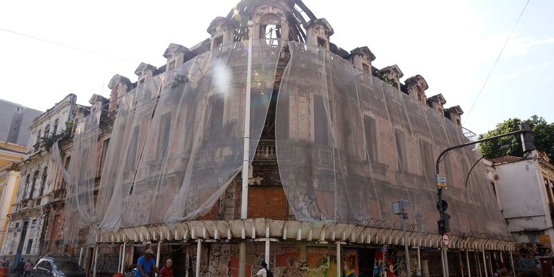 Palacete Imperial acumula denúncias de abandono no centro do Rio