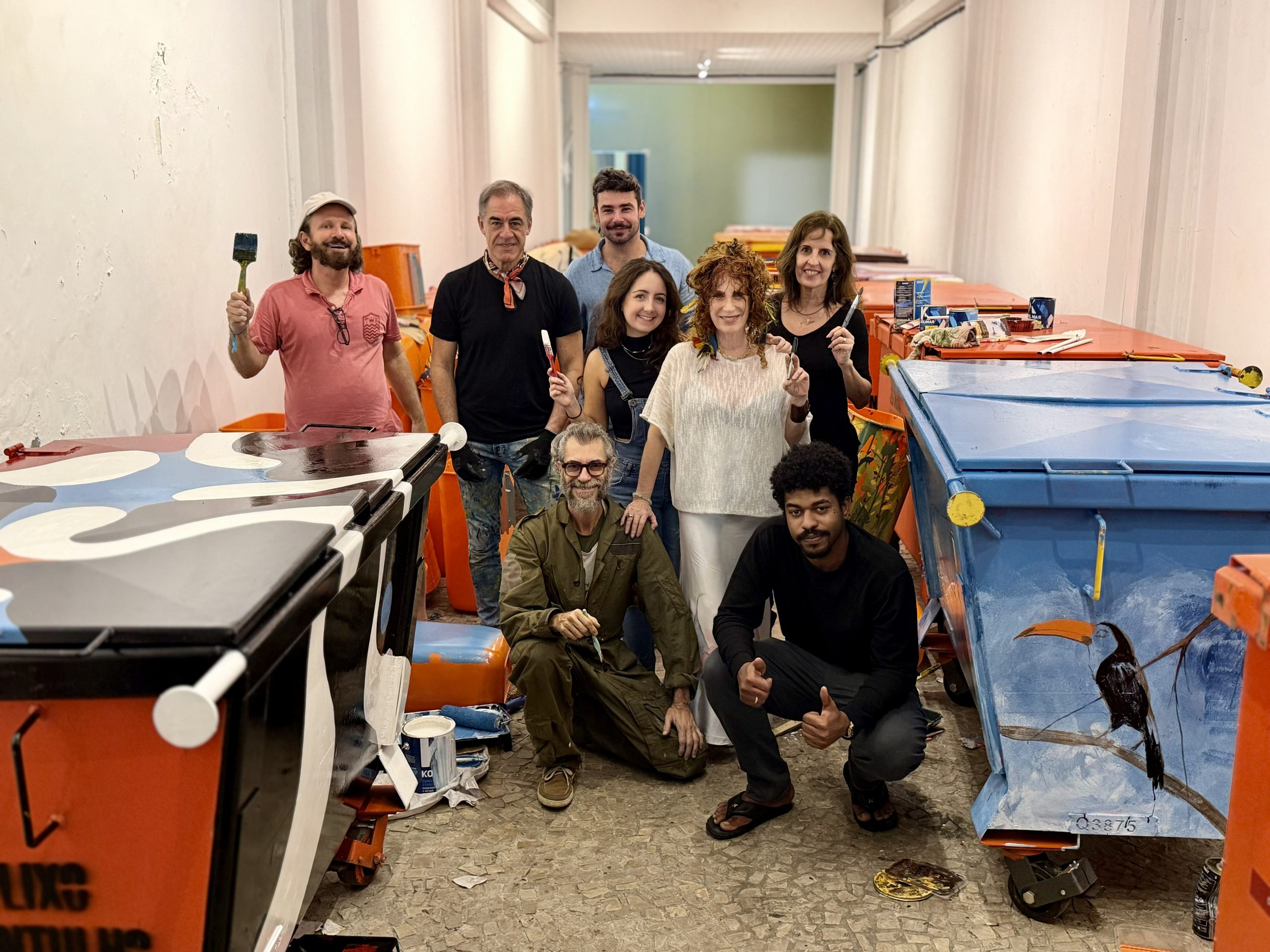 Contêineres e papeleiras da Comlurb ganham intervenções artísticas para a Semana de Arte do Rio – Prefeitura da Cidade do Rio de Janeiro