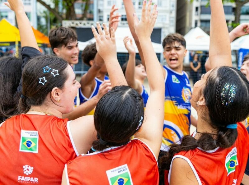 Esporte esquenta fim de semana chuvoso na Praia de Icaraí com três dias de competições e integração – Prefeitura Municipal de Niterói