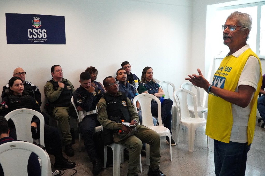 Guarda Municipal de São Gonçalo faz ação em alusão ao Setembro Amarelo
