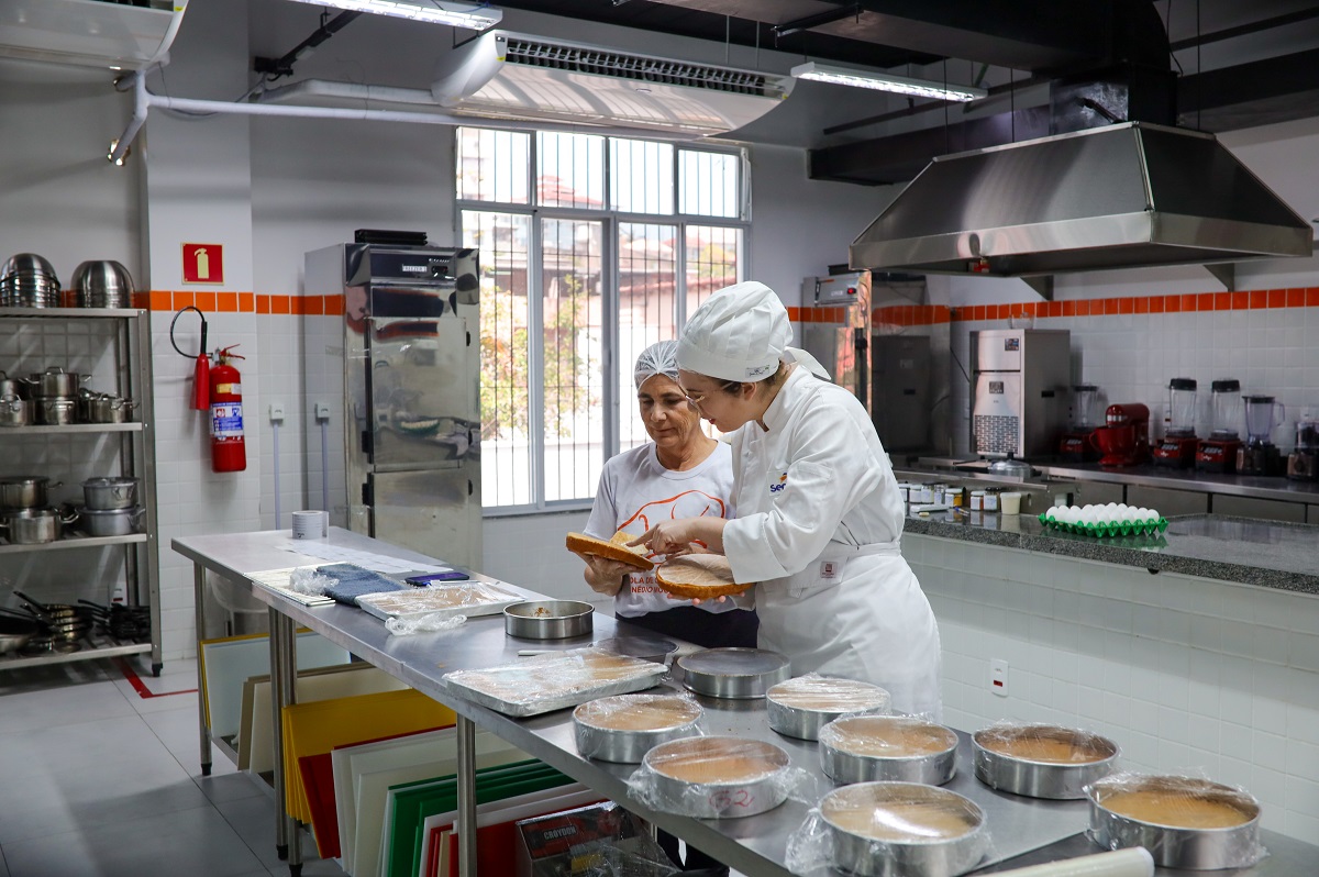 Prefeitura de Niterói amplia formação profissional na área de alimentação com 200 novas vagas – Prefeitura Municipal de Niterói