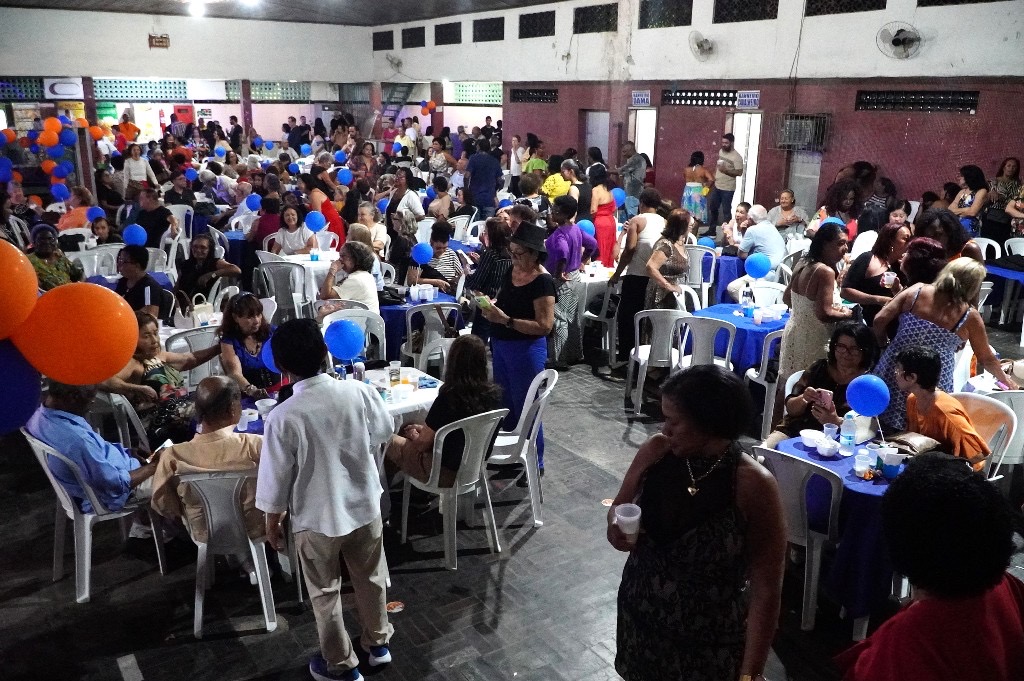São Gonçalo realiza baile especial com alunos de projeto esportivo 