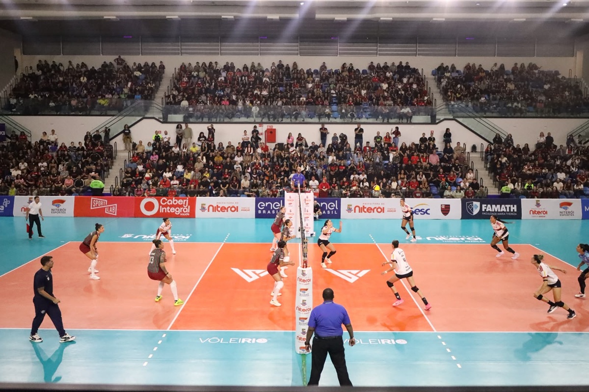 Com Arena Niterói lotada, SESC Flamengo vence o Fluminense na abertura da Copa Supervôlei Feminino – Prefeitura Municipal de Niterói