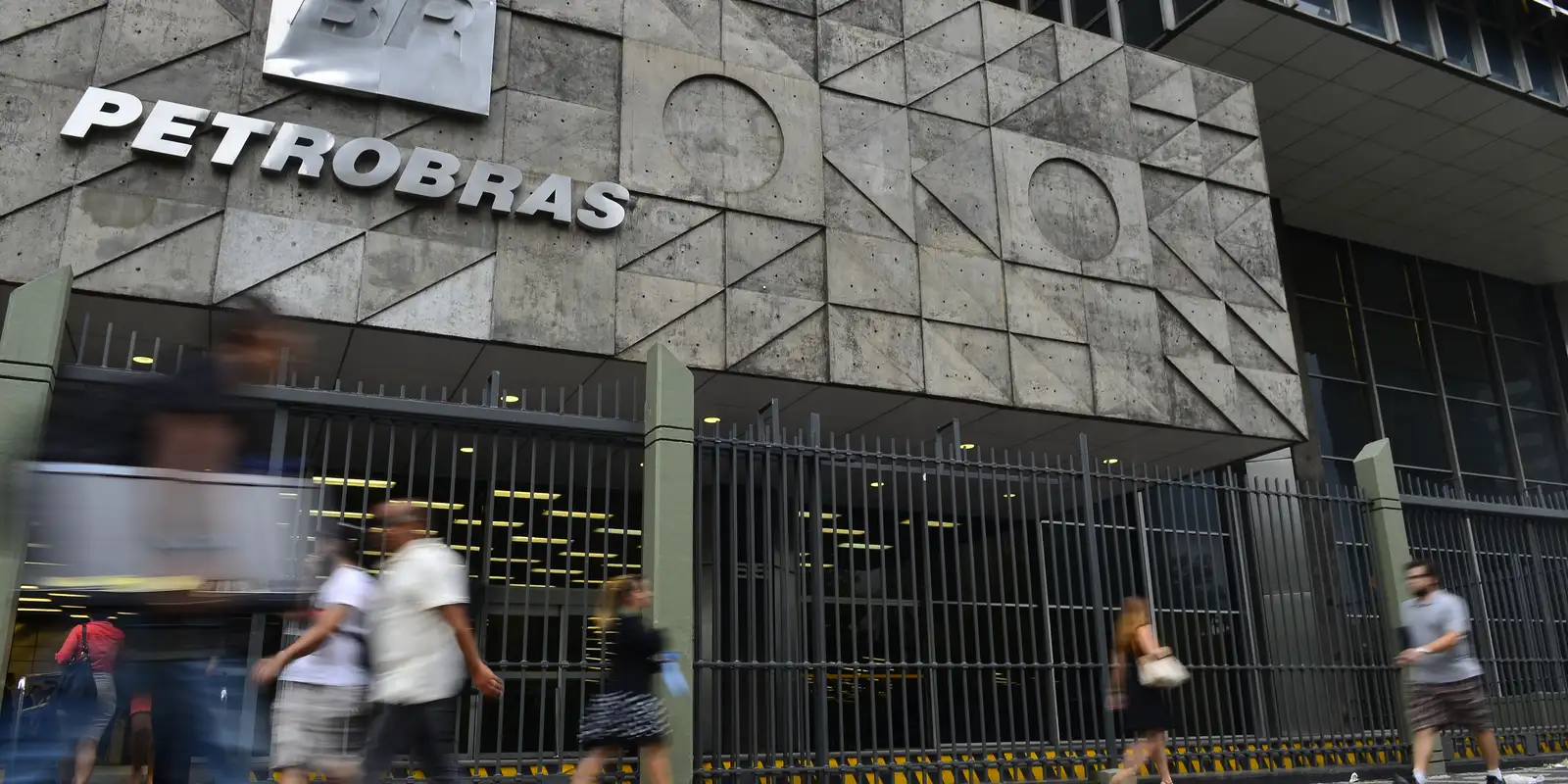 Petrobras fecha acordo para comprar gás dos EUA por mais de 20 anos