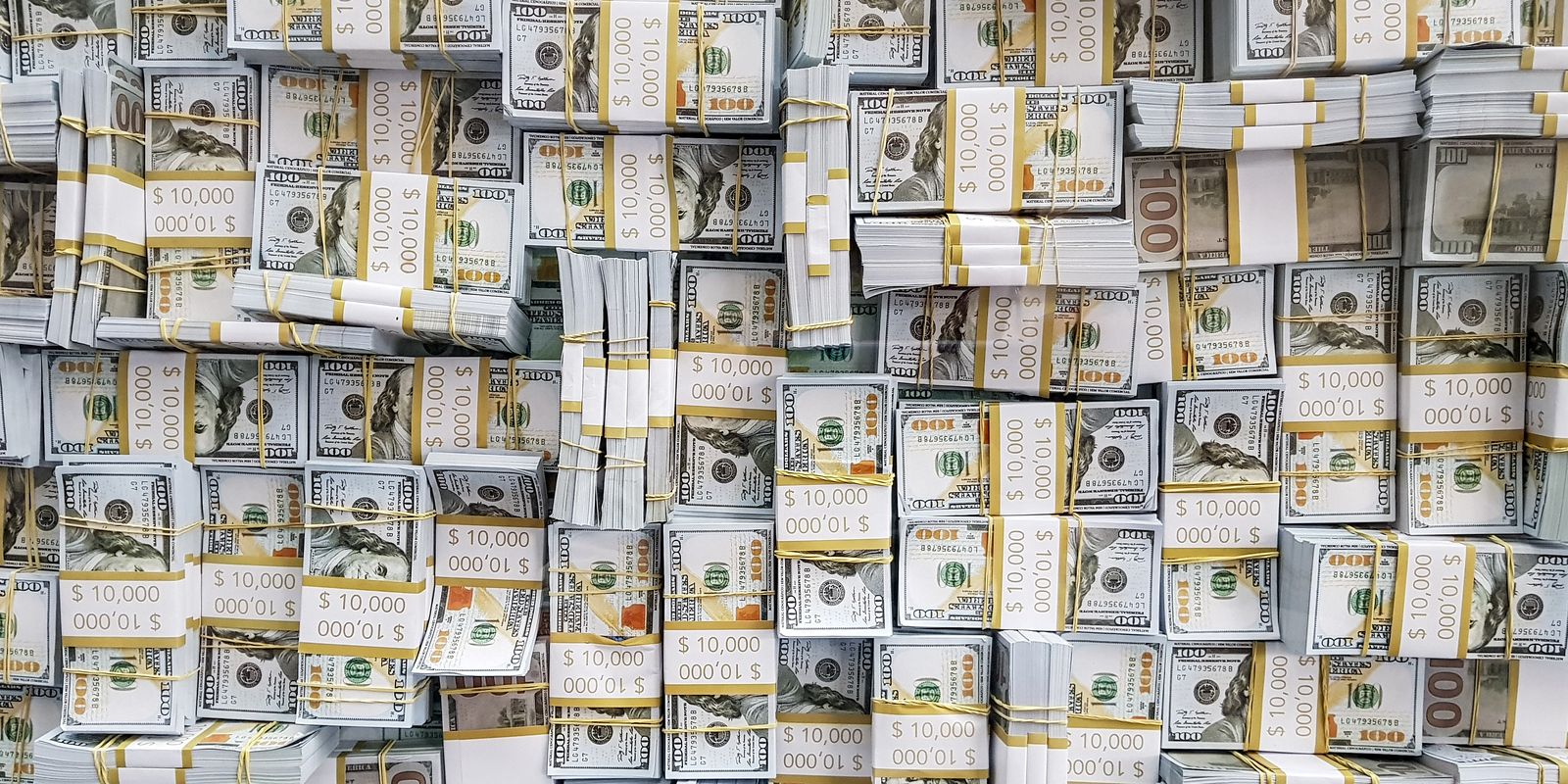 Dólar fecha acima de R$ 5,22 em dia de mal-estar global