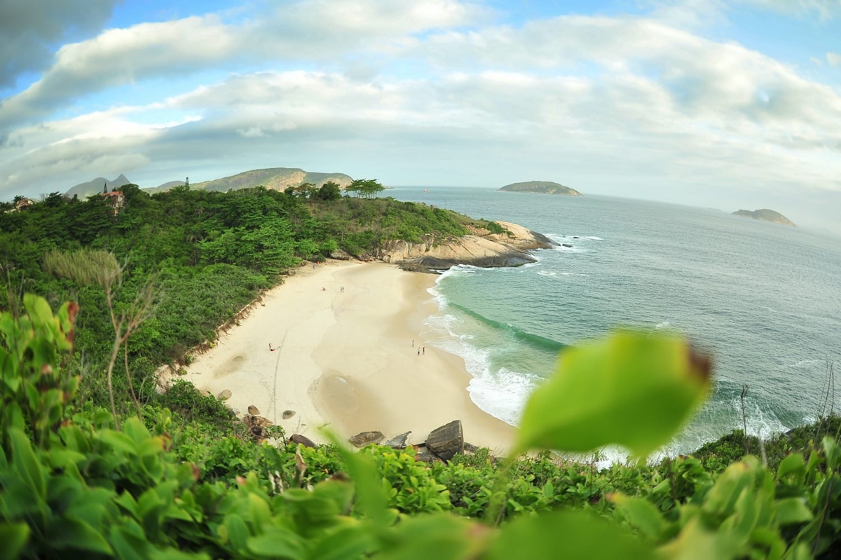 Praia do Sossego conquista sexta Bandeira Azul consecutiva e reafirma excelência ambiental de Niterói – Prefeitura Municipal de Niterói