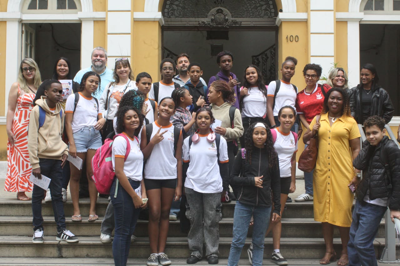 Secretaria de Fazenda recebe alunos da Rede Municipal para atividade de Educação Fiscal  – Prefeitura Municipal de Niterói