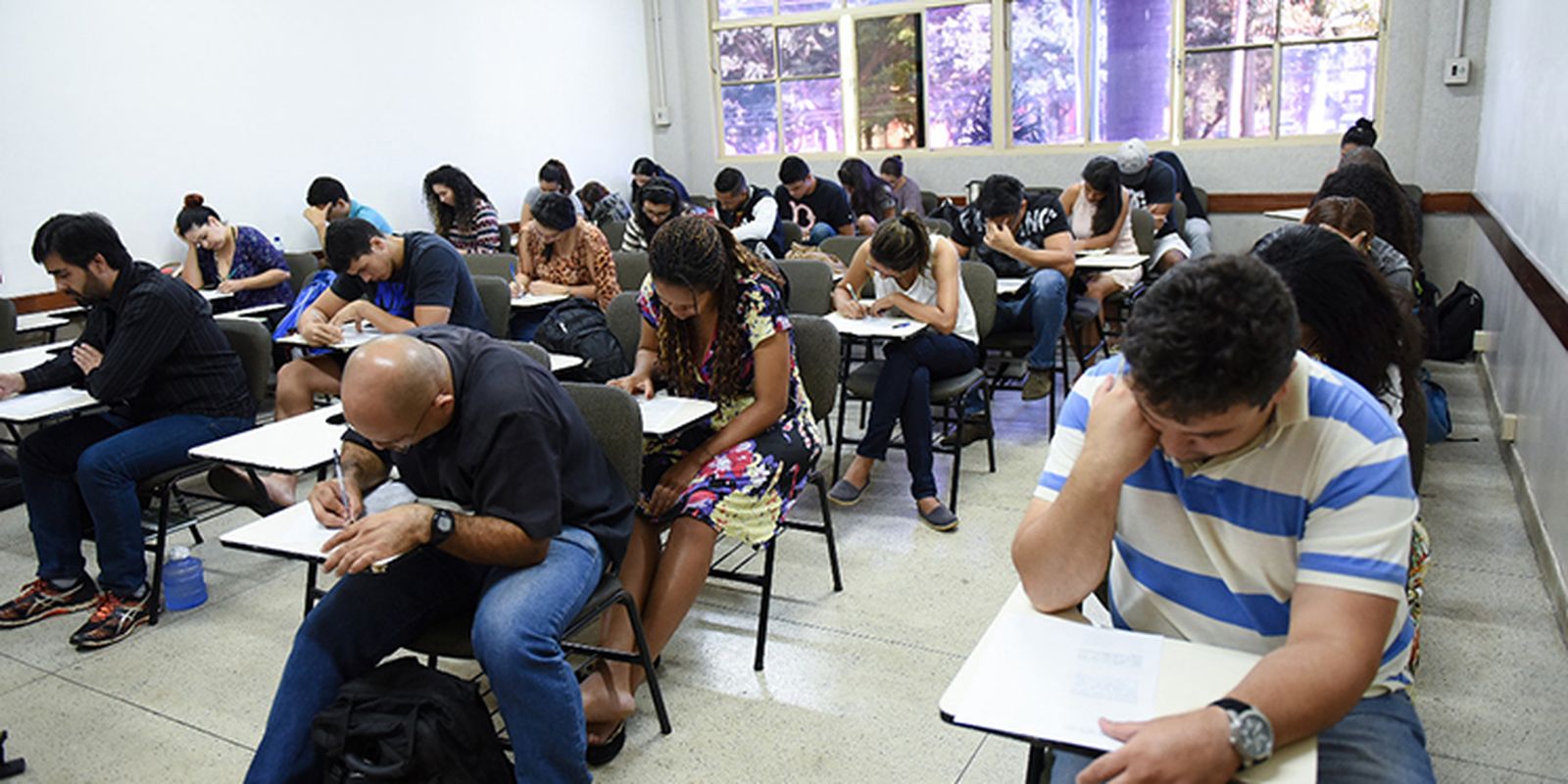 Provas de português para estrangeiros começam nesta terça-feira